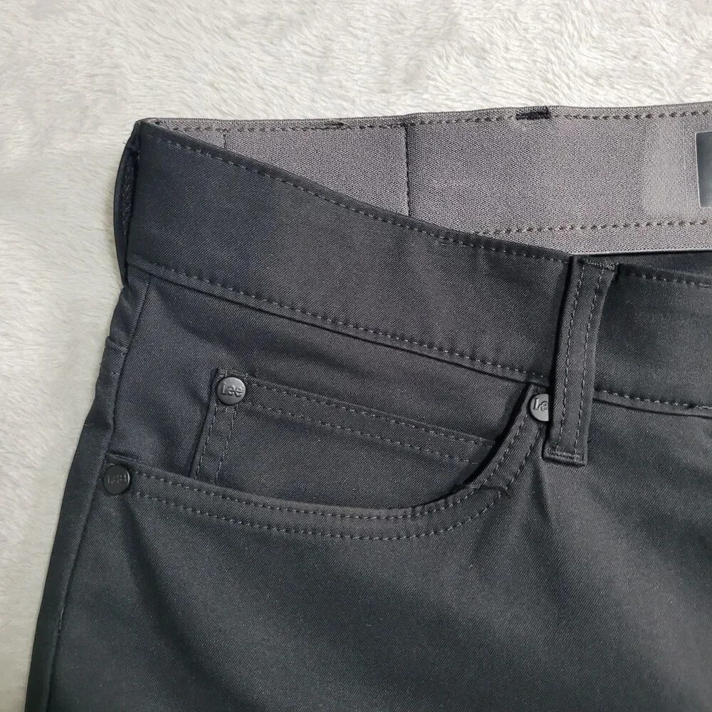 Lee Velocity Pants Mens 40x30 Black Microfiber Regular Fit Straight Leg Chino